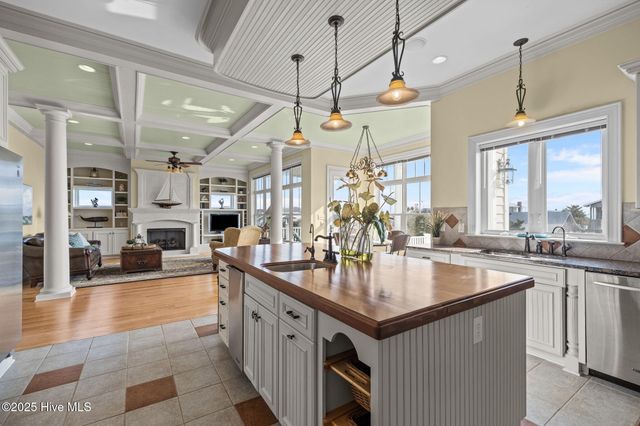 1101 W Ft Macon Road, Atlantic Beach, NC 28512