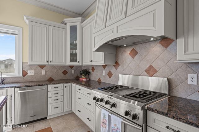 1101 W Ft Macon Road, Atlantic Beach, NC 28512