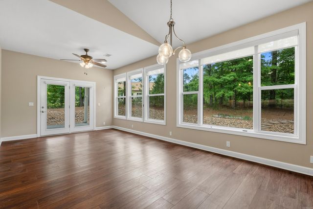 30 Jardin Way, Hot Springs Village, AR 71909