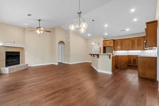 30 Jardin Way, Hot Springs Village, AR 71909