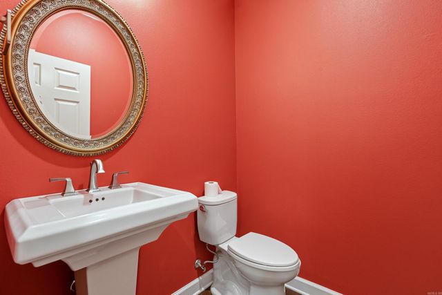 30 Jardin Way, Hot Springs Village, AR 71909