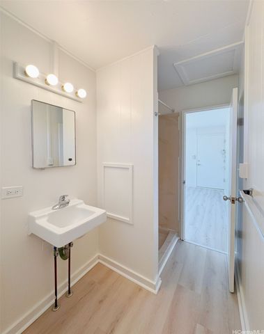 3050 Woolsey Place A, Honolulu, HI 96822