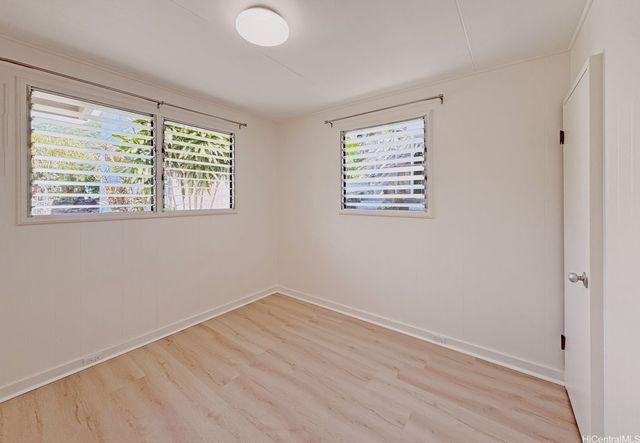 3050 Woolsey Place A, Honolulu, HI 96822