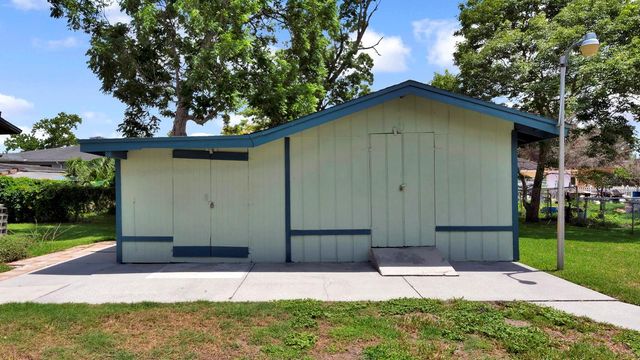 5824 DELTA STREET, Orlando, FL 32807