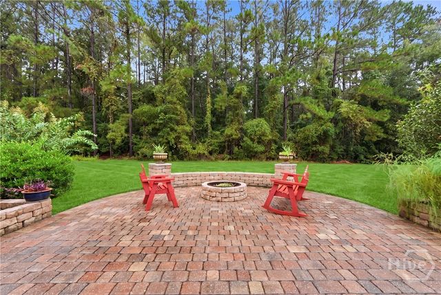141 Saint Catherine Circle, Richmond Hill, GA 31324