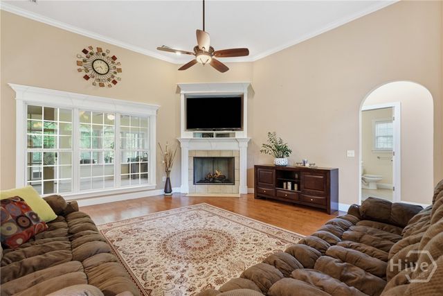 141 Saint Catherine Circle, Richmond Hill, GA 31324