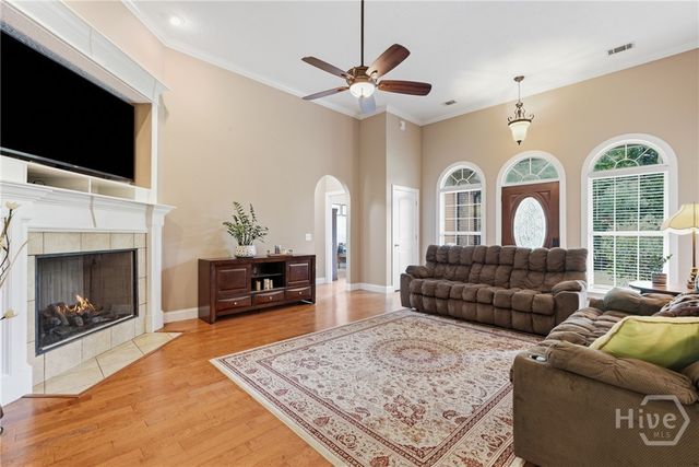 141 Saint Catherine Circle, Richmond Hill, GA 31324