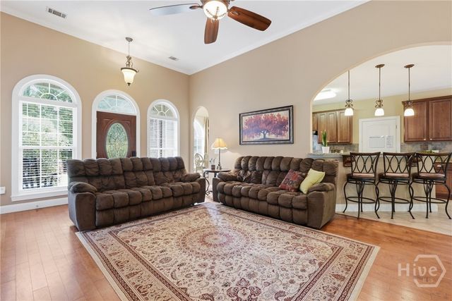 141 Saint Catherine Circle, Richmond Hill, GA 31324