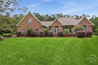 141 Saint Catherine Circle, Richmond Hill, GA 31324