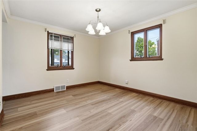 336 Logan Road, Bethel Park, PA 15102
