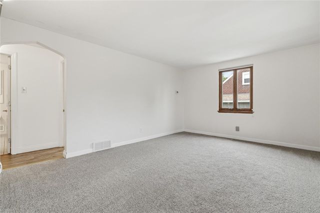 336 Logan Road, Bethel Park, PA 15102