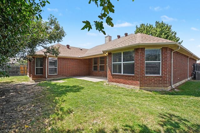 4968 Happy Trail, Fort Worth, TX 76244
