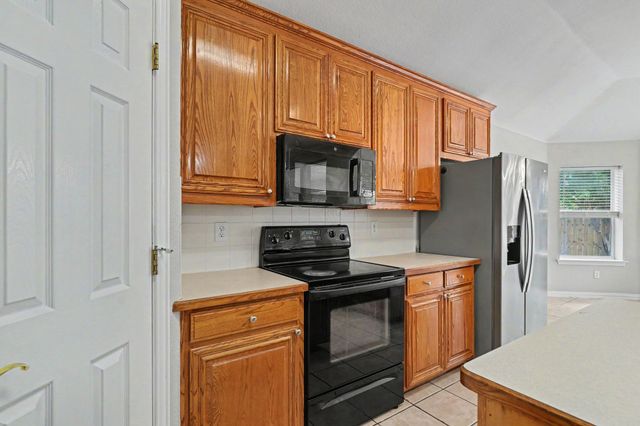 4968 Happy Trail, Fort Worth, TX 76244