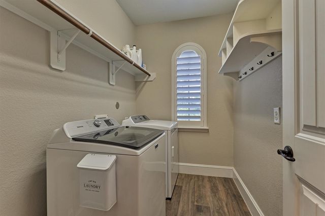 155 W Wading Pond Circle, Tomball, TX 77375