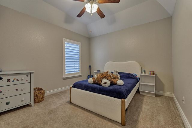 155 W Wading Pond Circle, Tomball, TX 77375