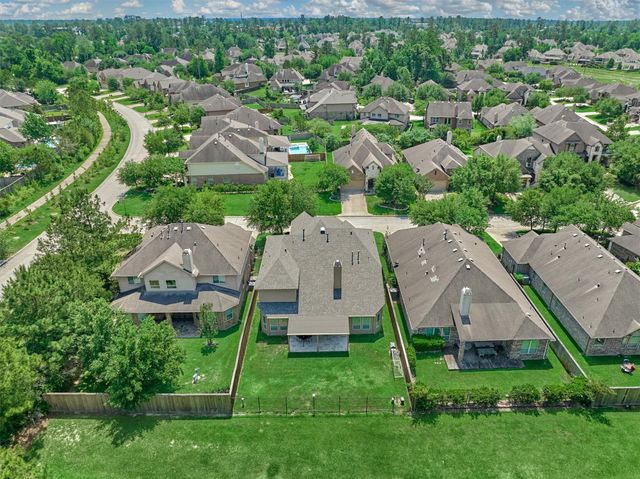 155 W Wading Pond Circle, Tomball, TX 77375