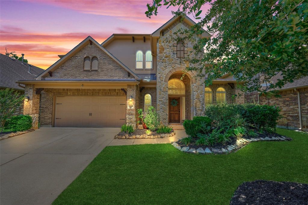 155 W Wading Pond Circle, Tomball, TX 77375