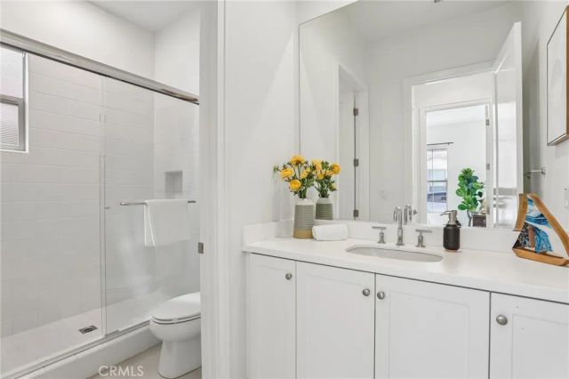 106 Yellow Iris, Irvine, CA 92618
