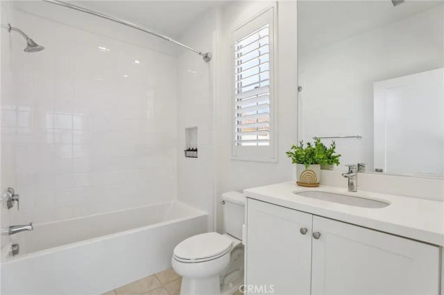 106 Yellow Iris, Irvine, CA 92618