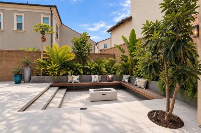 106 Yellow Iris, Irvine, CA 92618
