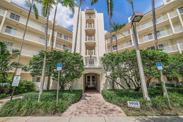 3600 OAKS CLUBHOUSE Drive 505, Pompano Beach, FL 33069