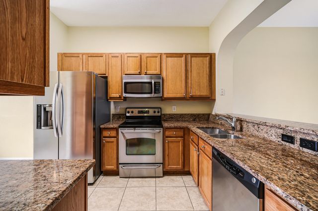 3600 OAKS CLUBHOUSE Drive 505, Pompano Beach, FL 33069