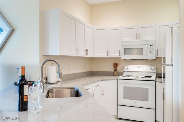 494 Tallwood ST 502, Marco Island, FL 34145