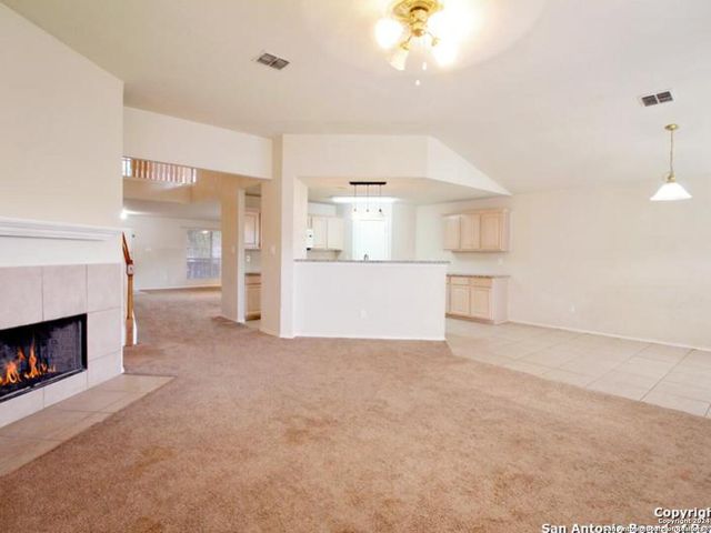 7326 TAMBURO TRL, San Antonio, TX 78266