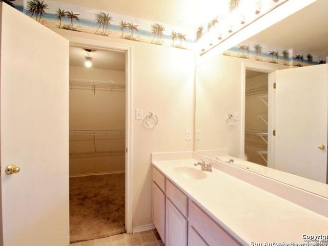 7326 TAMBURO TRL, San Antonio, TX 78266