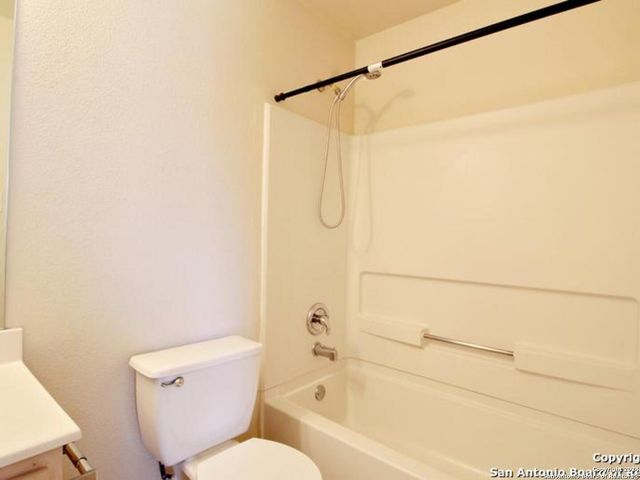 7326 TAMBURO TRL, San Antonio, TX 78266