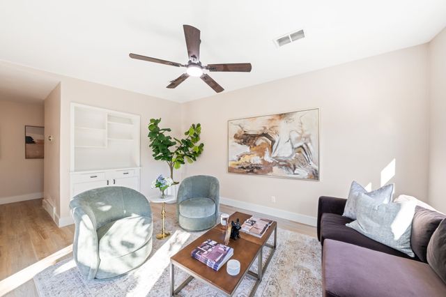 10528 Swallow Lane, Dallas, TX 75218