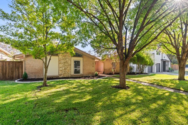 10528 Swallow Lane, Dallas, TX 75218