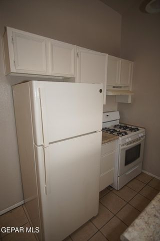 2917 E Glen Drive, A, El Paso, TX 79936