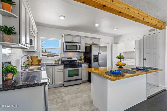 228 WOOLDRIDGE Drive, El Paso, TX 79915