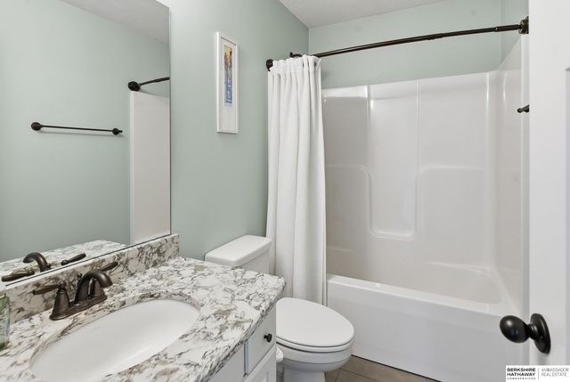 2010 Geri Circle, Bellevue, NE 68147