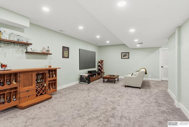 2010 Geri Circle, Bellevue, NE 68147