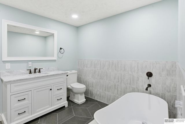 2010 Geri Circle, Bellevue, NE 68147
