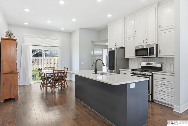 2010 Geri Circle, Bellevue, NE 68147
