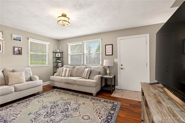 614 Louise Drive, Xenia, OH 45385