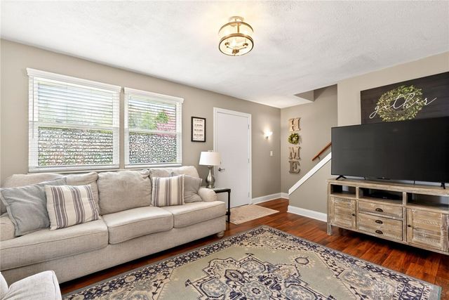 614 Louise Drive, Xenia, OH 45385