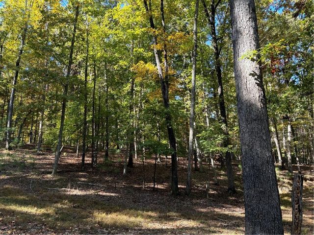 5670 Kennedy Road, Suwanee, GA 30024