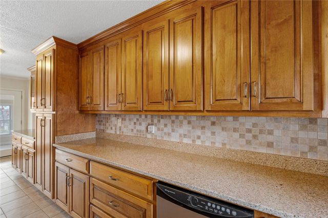 402 Little John Trail, Anderson, SC 29621