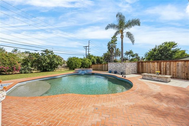 912 Bonnie, Brea, CA 92821