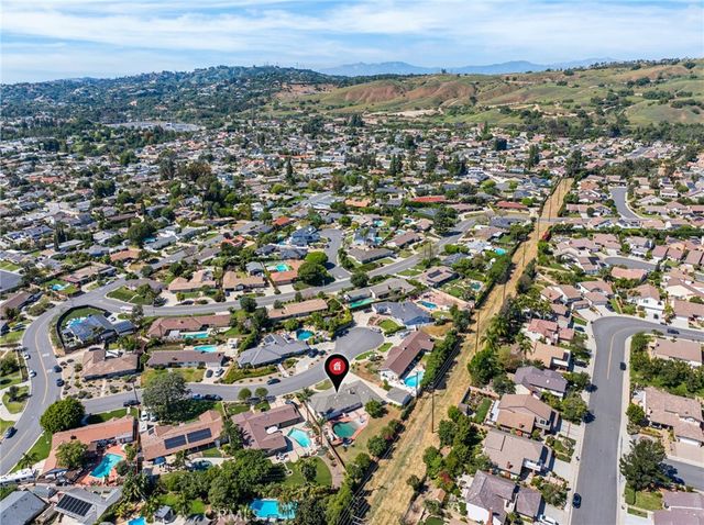 912 Bonnie, Brea, CA 92821