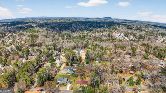 2569 Skylane Drive, Marietta, GA 30062