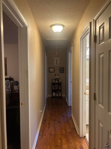 719 Meadowridge Drive, Warner Robins, GA 31093