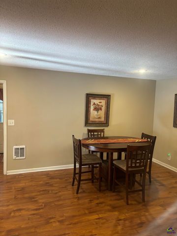 719 Meadowridge Drive, Warner Robins, GA 31093