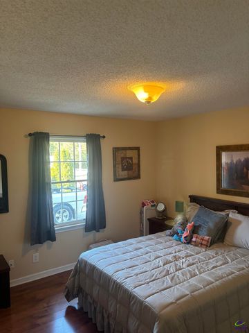 719 Meadowridge Drive, Warner Robins, GA 31093