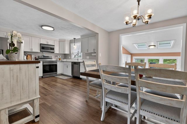 30 Amberwood Drive, Atkinson, NH 03811