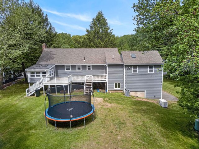 30 Amberwood Drive, Atkinson, NH 03811